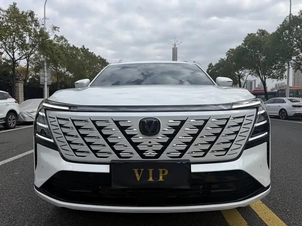 Changan CS75PLUS 2025 из CN, фото 2