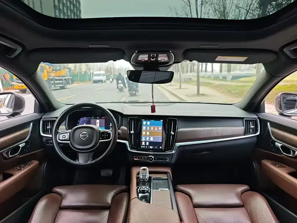 Volvo S90 2022 из CN, фото 8