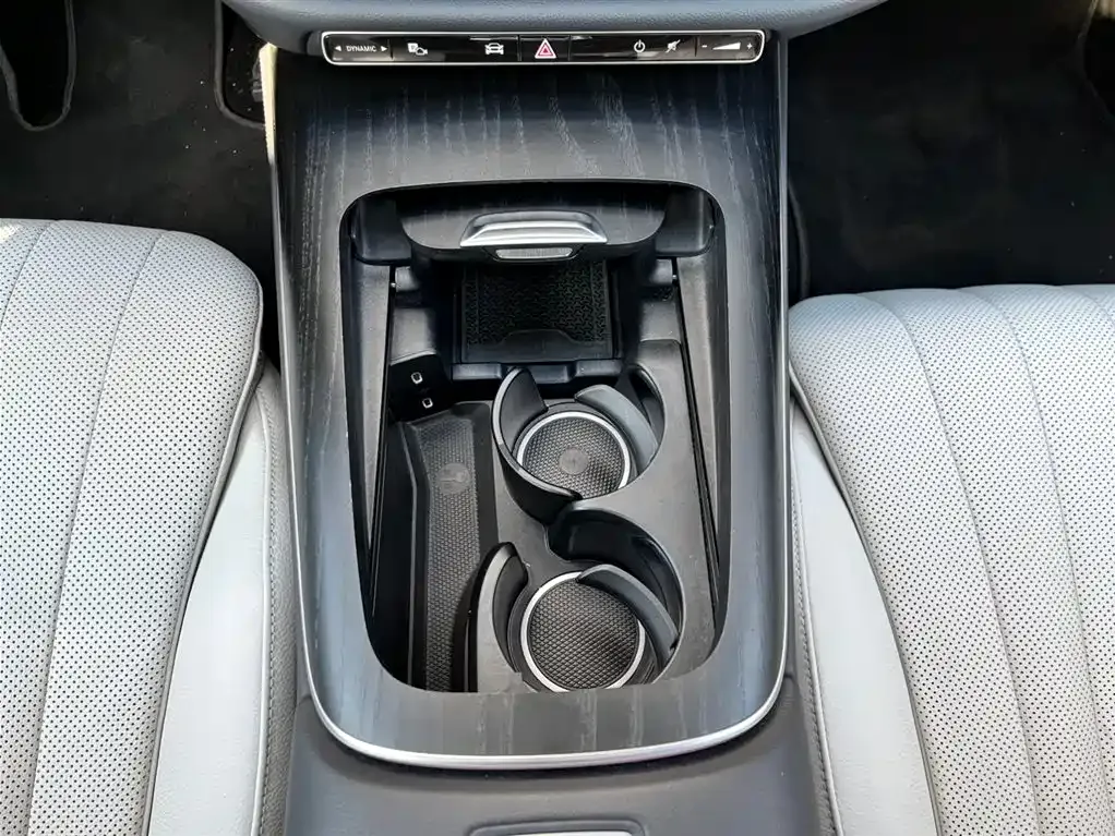 Mercedes-Benz E-Class 2024 из CN, фото 6