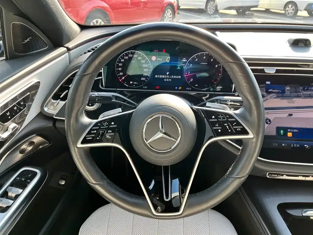 Mercedes-Benz E-Class 2024 из CN, фото 4