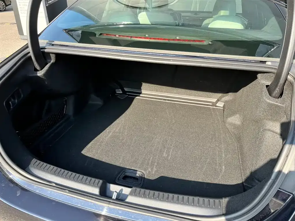 Mercedes-Benz E-Class 2024 из CN, фото 10