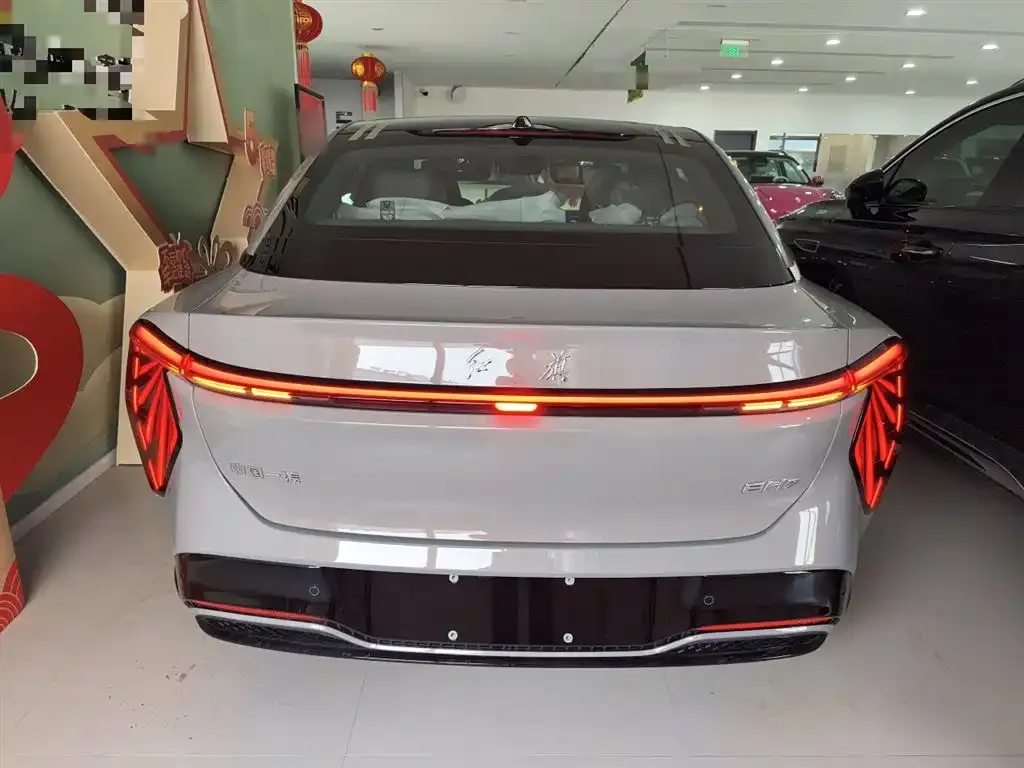 Hongqi EH7 2025 из CN, фото 6