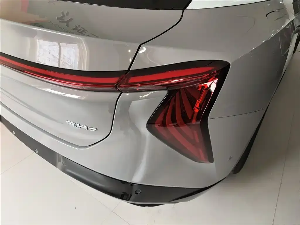 Hongqi EH7 2025 из CN, фото 8