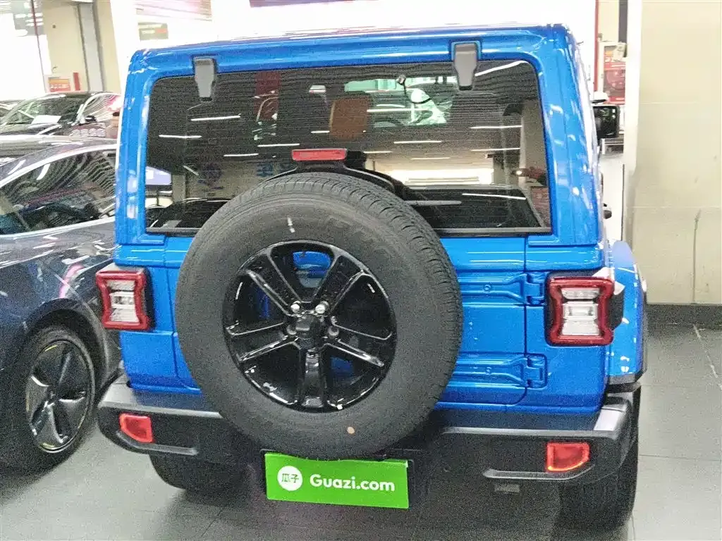 Jeep Wrangler 2024 из CN, фото 8