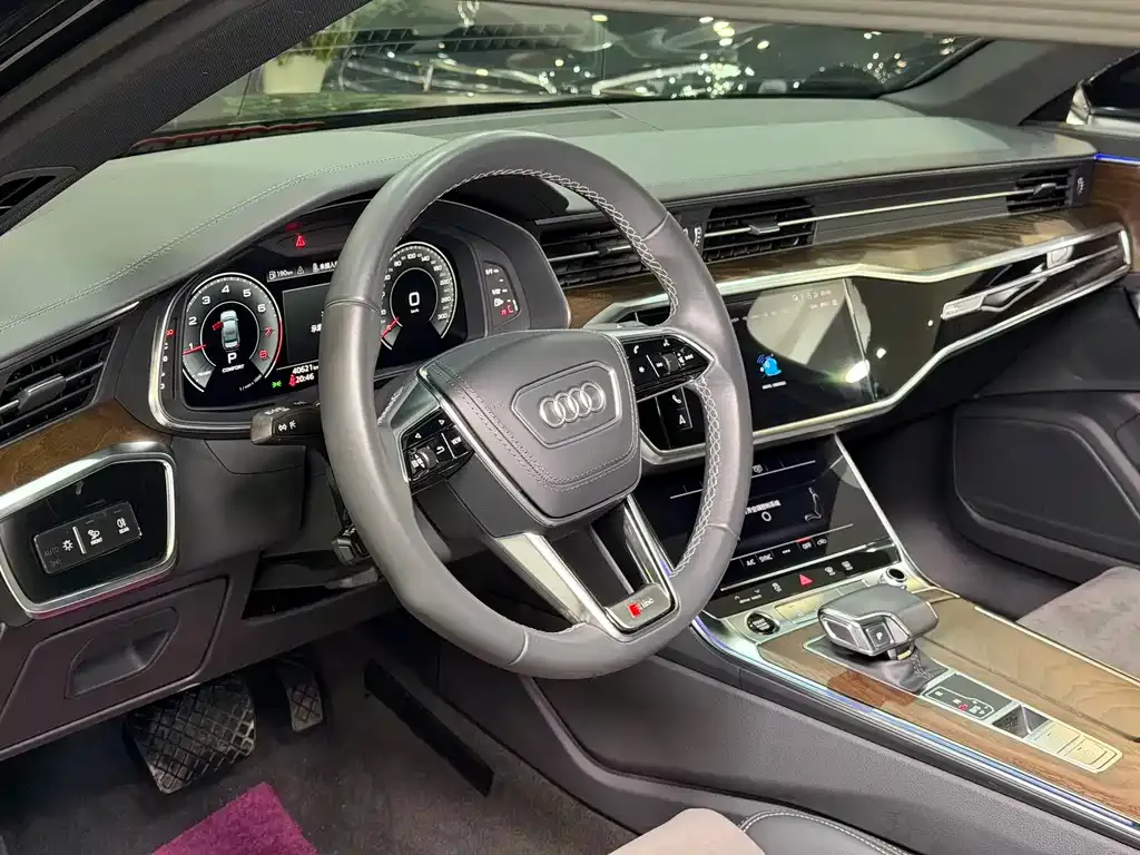 Audi A6L 2023 из CN, фото 4