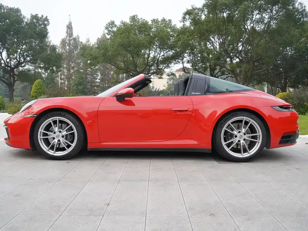 Porsche 911 2021 из CN, фото 7