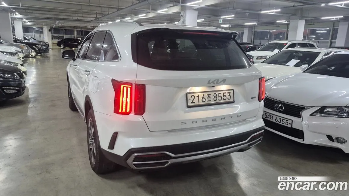 Kia Sorento — фото 6