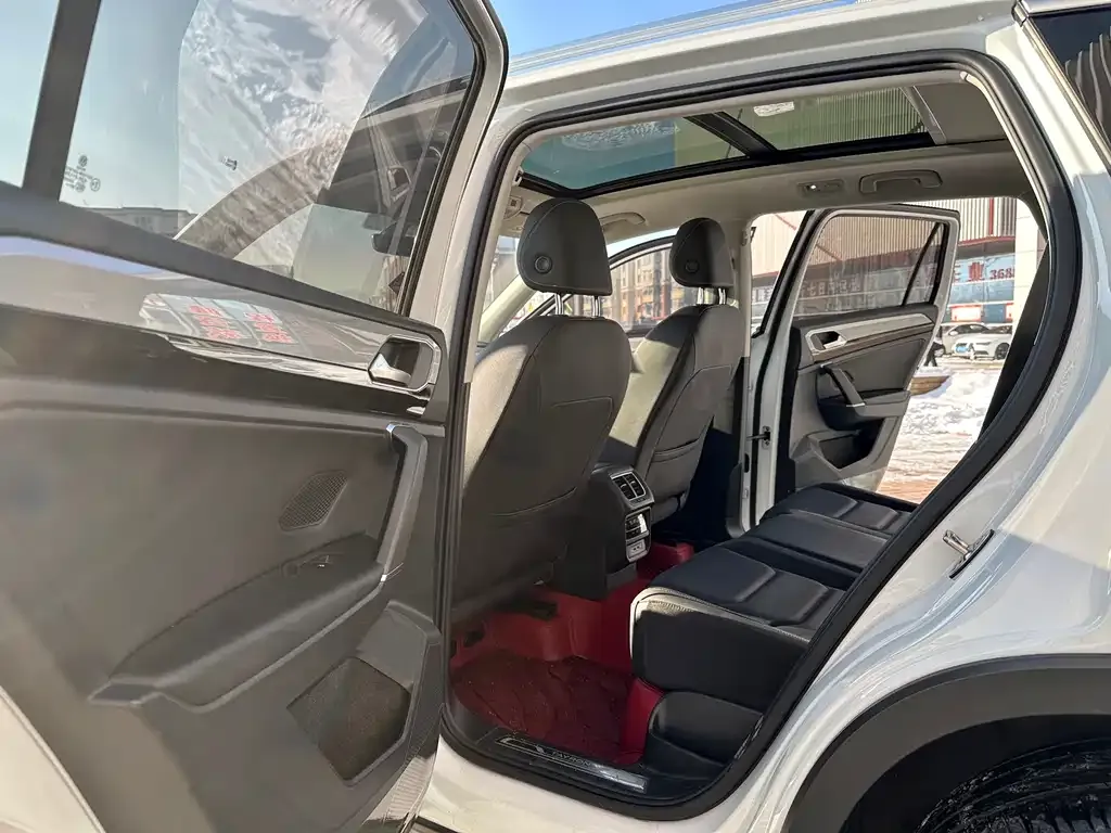 Volkswagen Tayron 2021 из CN, фото 5
