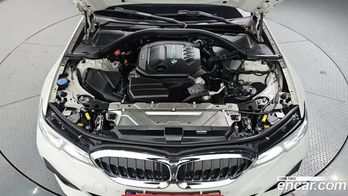 BMW 3-Series 2022 из KR, фото 5