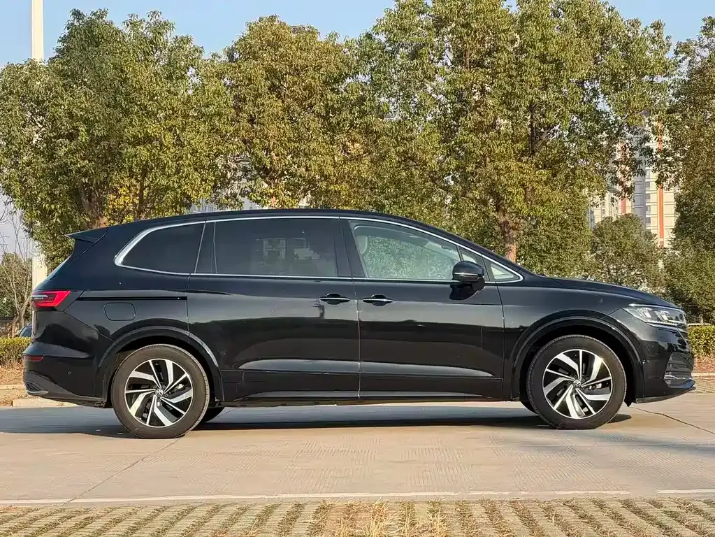 Volkswagen Viloran 2021 из CN, фото 9