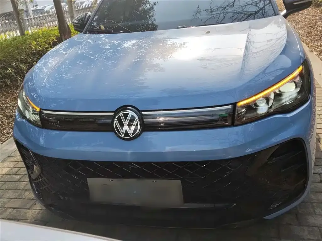 Volkswagen Tiguan L 2024 из CN, фото 10