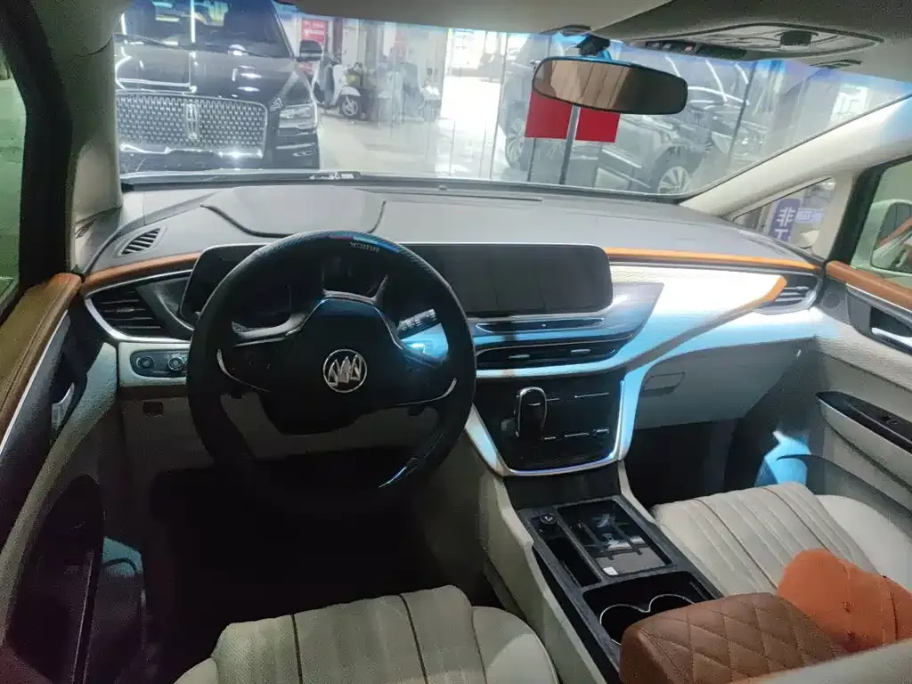 Buick GL8 2024 из CN, фото 9