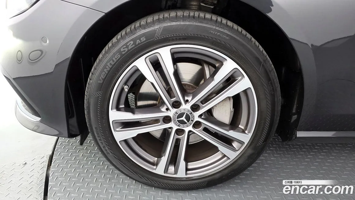 Mercedes-Benz E-Class 2022 из KR, фото 7