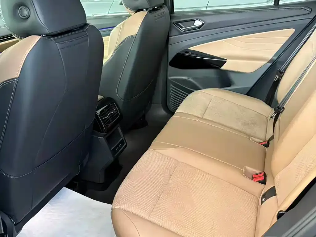Volkswagen ID.4 X 2021 из CN, фото 8