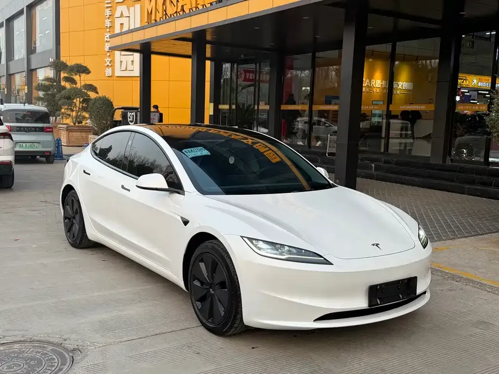 Tesla Model 3 2024 из CN, фото 4