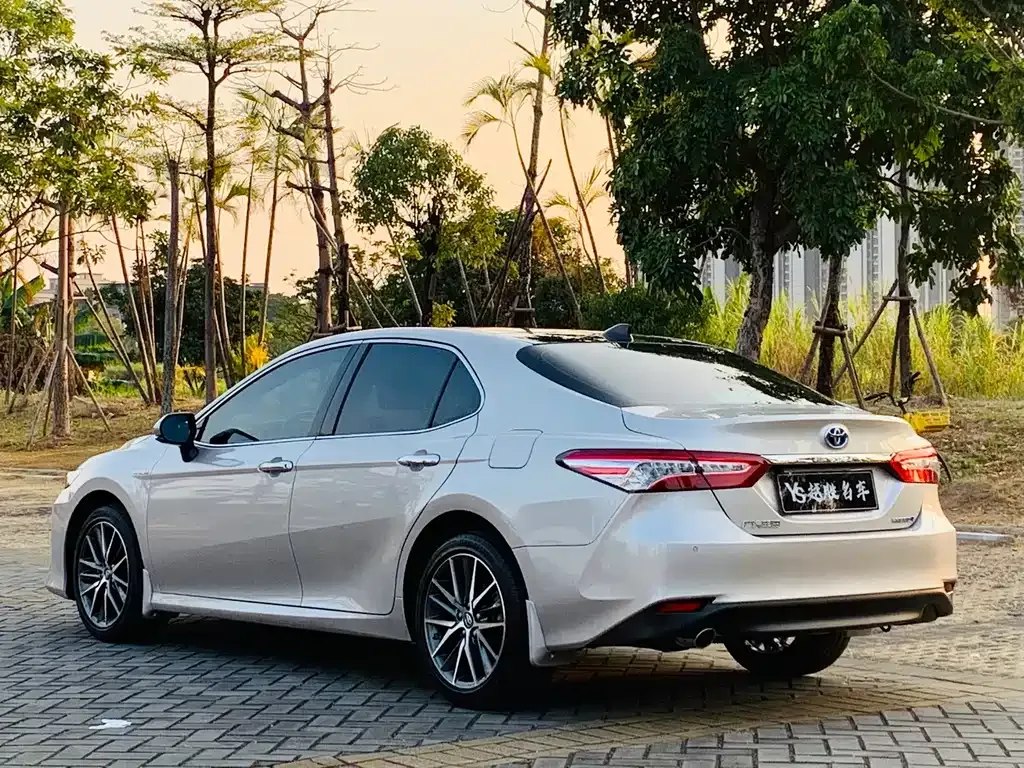 Toyota Camry 2021 из CN, фото 7