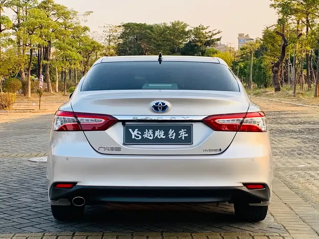 Toyota Camry 2021 из CN, фото 9