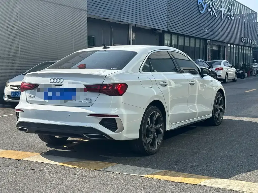 Audi A3 2022 из CN, фото 8