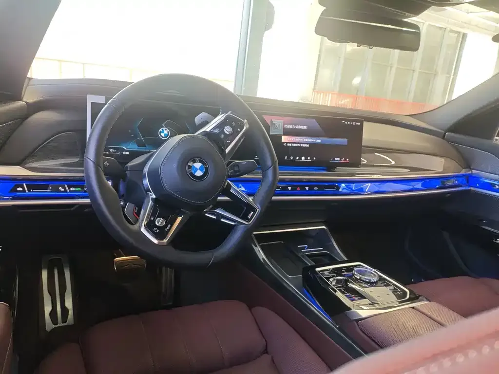 BMW 7 Series 2024 из CN, фото 7