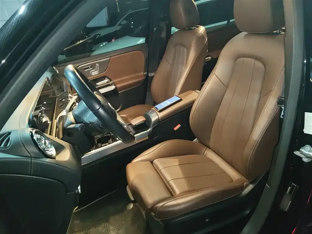 Mercedes-Benz GLB 2021 из CN, фото 10
