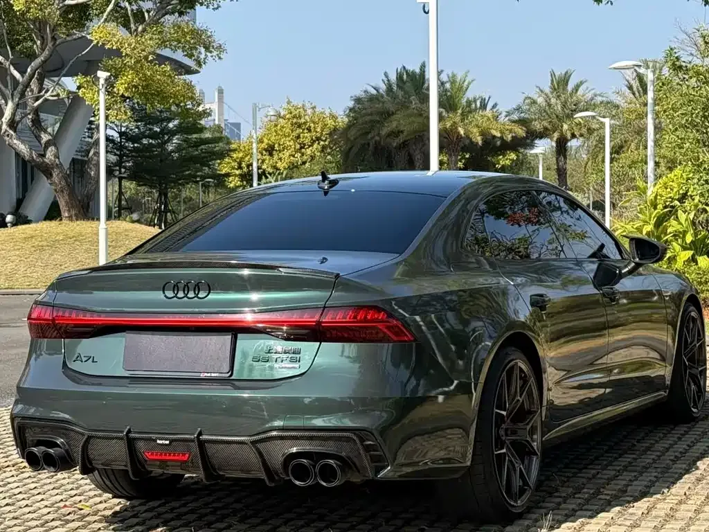 Audi A7L 2023 из CN, фото 8