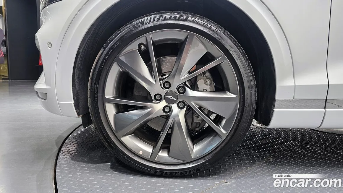 Genesis GV70 2024 из KR, фото 7