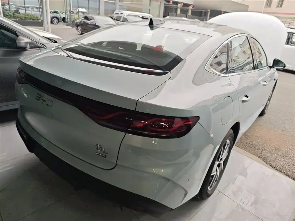 BYD Qin L 2025 из CN, фото 6