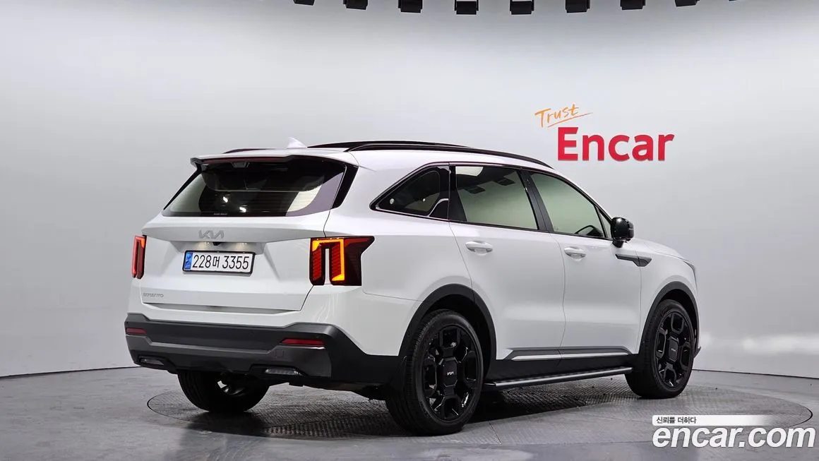 Kia Sorento — фото 4