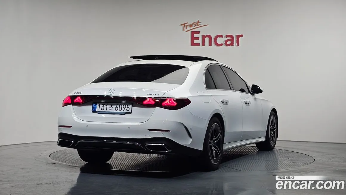 Mercedes-Benz E-Class 2024 из KR, фото 2