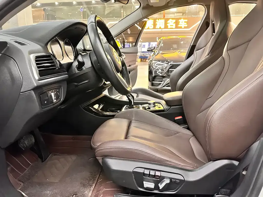 BMW 1 Series 2022 из CN, фото 10