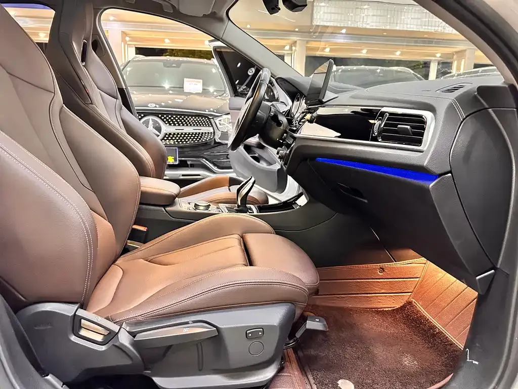 BMW 1 Series 2022 из CN, фото 8