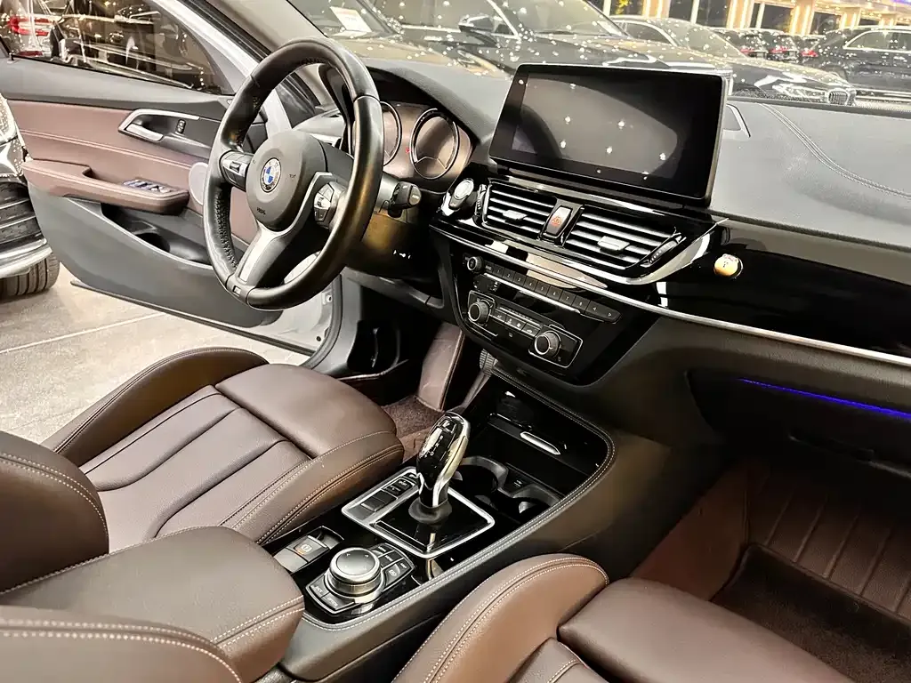 BMW 1 Series 2022 из CN, фото 9