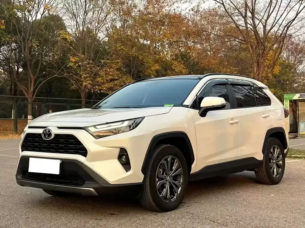 Toyota RAV4 2024 из CN, фото 1
