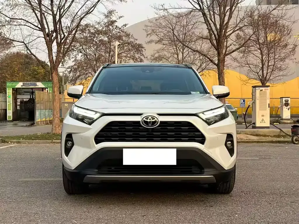 Toyota RAV4 2024 из CN, фото 2
