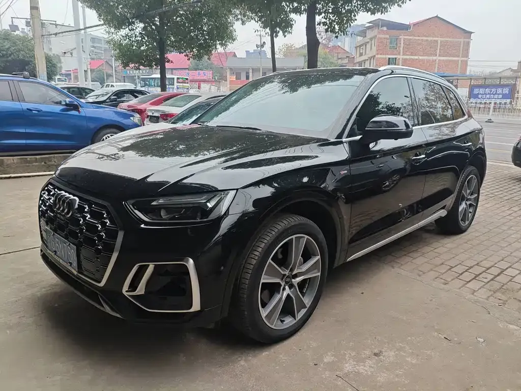 Audi Q5L 2023 из CN, фото 1