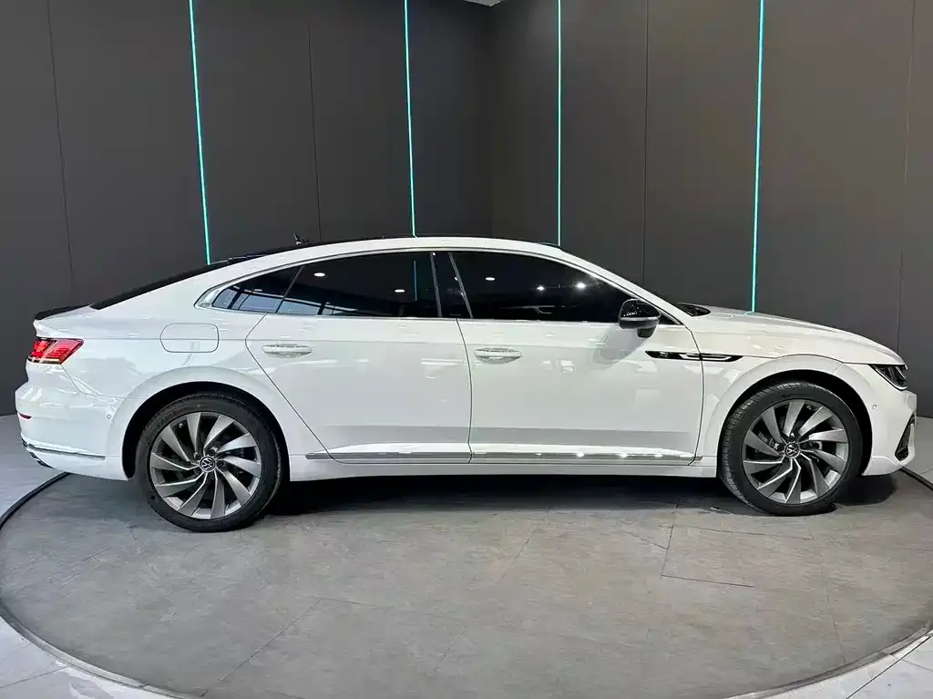 Volkswagen CC 2021 из CN, фото 4