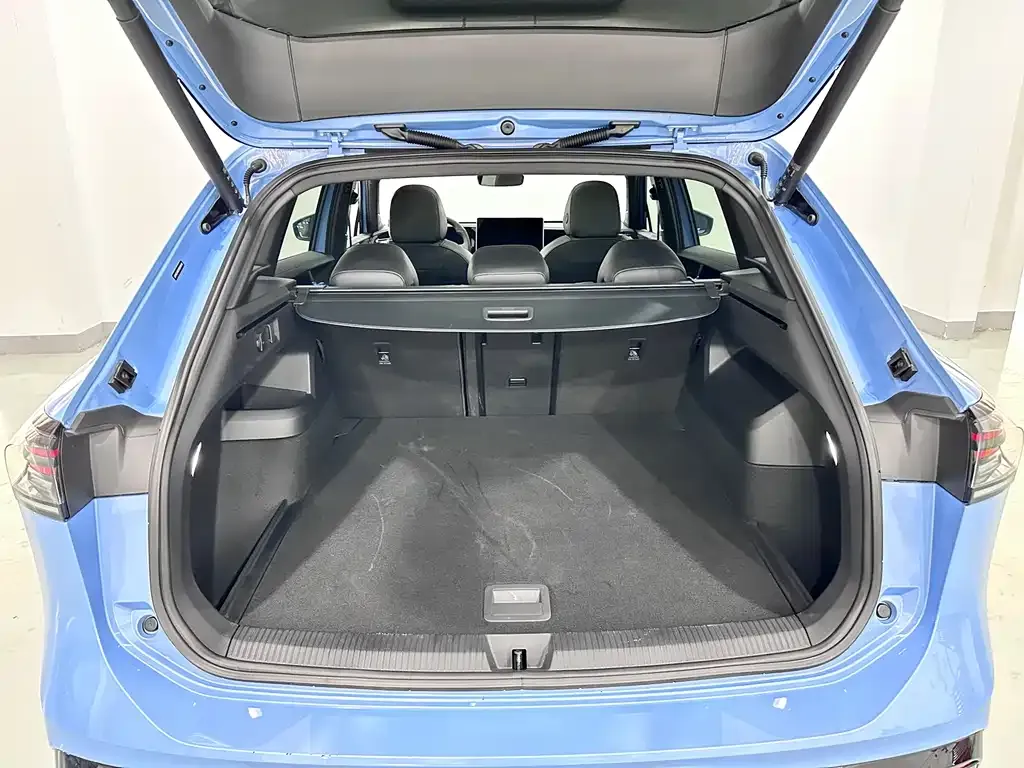 Volkswagen Tiguan L 2024 из CN, фото 6