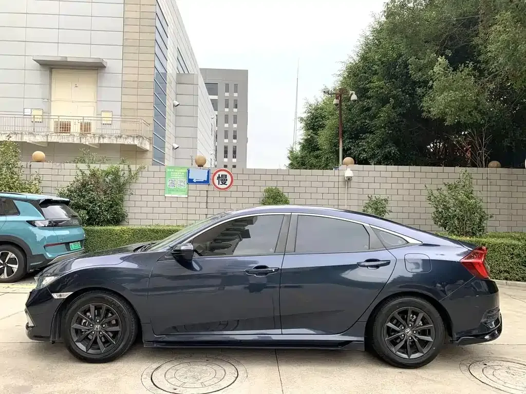 Honda Civic 2021 из CN, фото 5