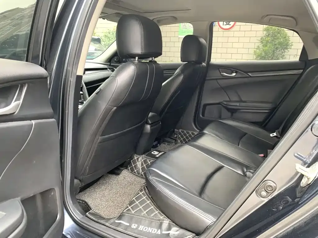 Honda Civic 2021 из CN, фото 4
