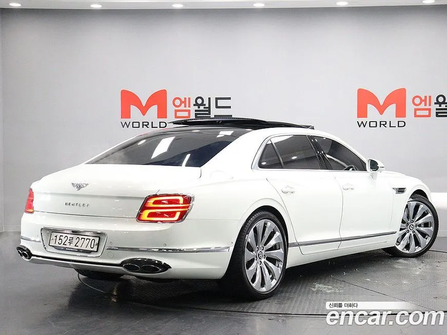 Bentley Flying Spur 2022 из KR, фото 3