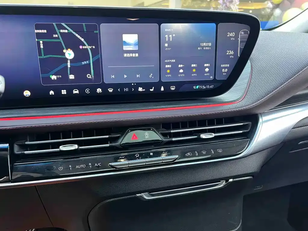 Buick Century 2023 из CN, фото 7