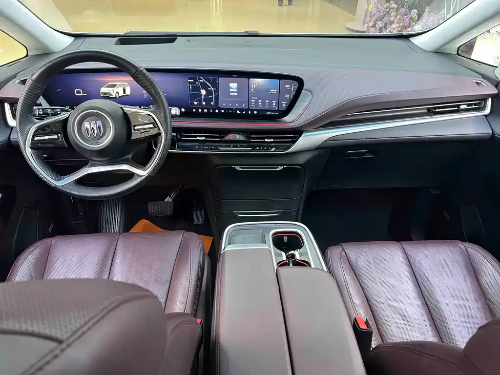 Buick Century 2023 из CN, фото 9