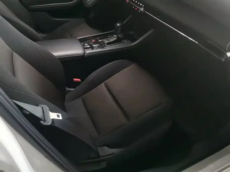 Mazda 3 Axela 2022 из CN, фото 8