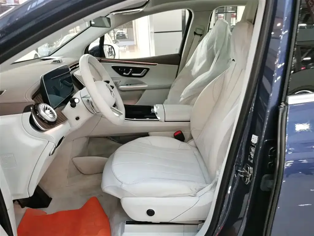 Mercedes-Benz EQE SUV 2025 из CN, фото 6