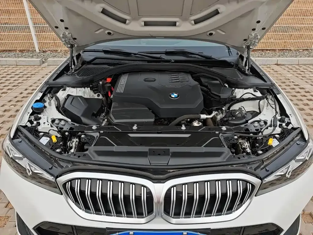 BMW 3 Series 2025 из CN, фото 8