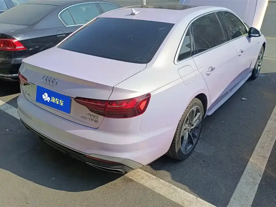 Audi A4L 2021 из CN, фото 9