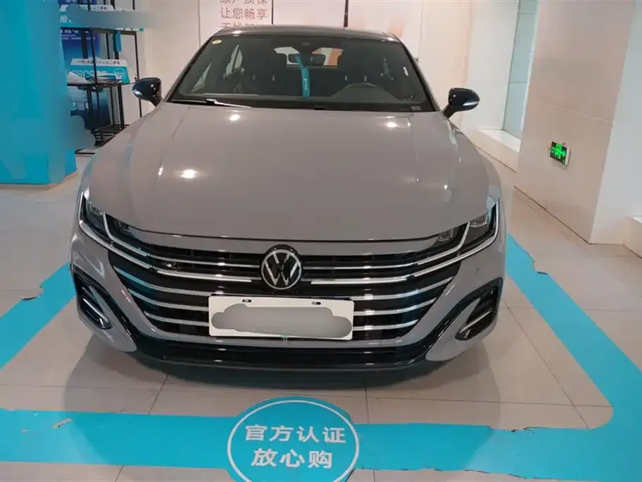 Volkswagen CC 2024 из CN, фото 2