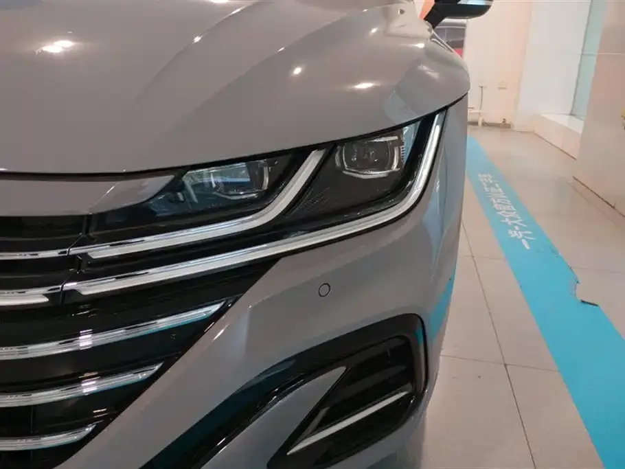 Volkswagen CC 2024 из CN, фото 3