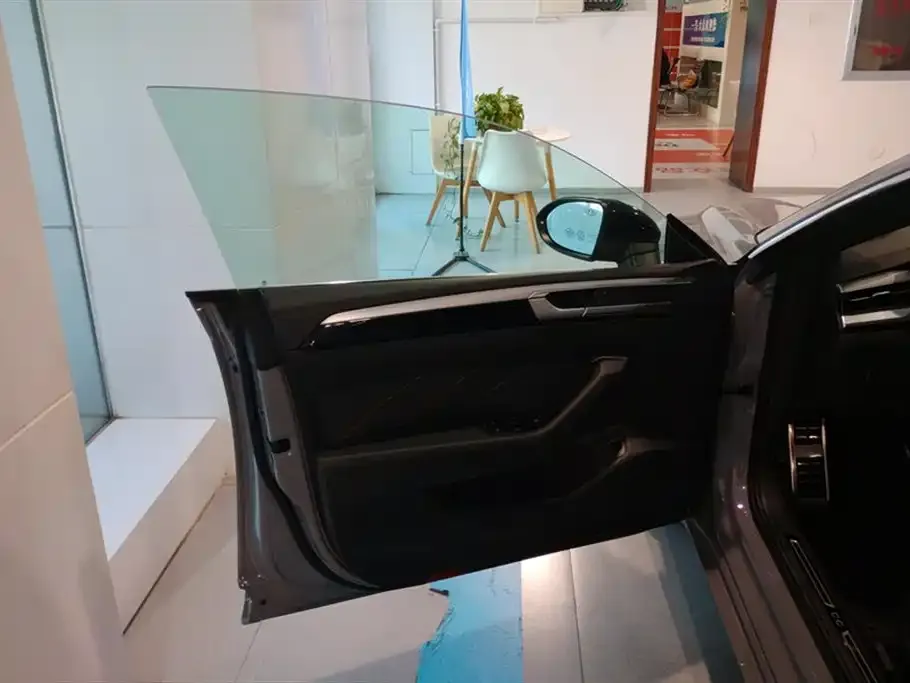 Volkswagen CC 2024 из CN, фото 9