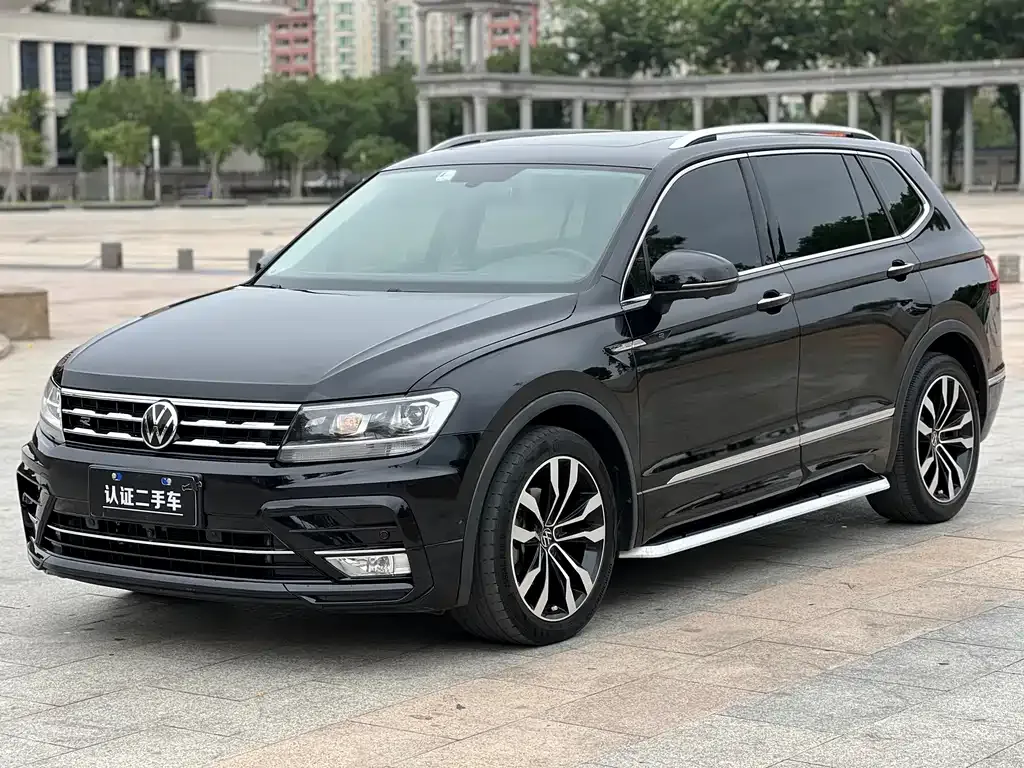 Volkswagen Tiguan L 2021 из CN, фото 1